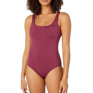 NWT Nike Villain Red Essentials U Back One Piece Sporty Logo Swimsuit Size Small
